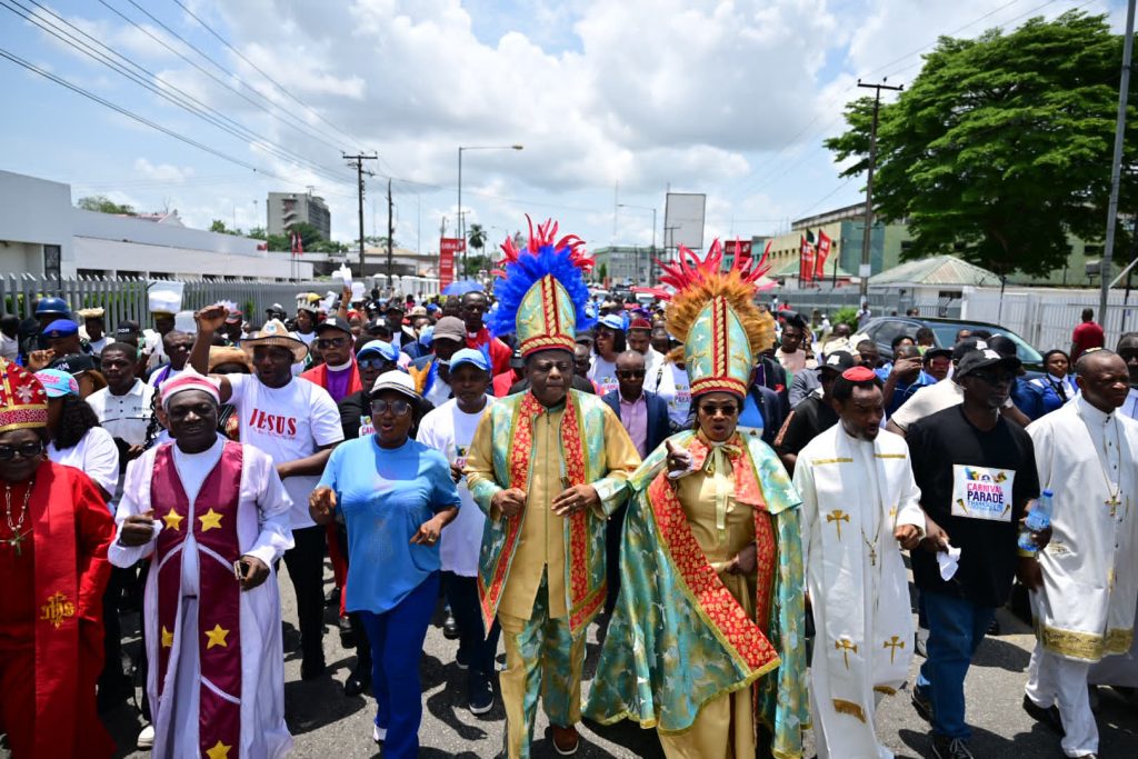 Cross River Hosts Maiden Carnival Parade of Thanksgiving and Festival of Praise (Photos)