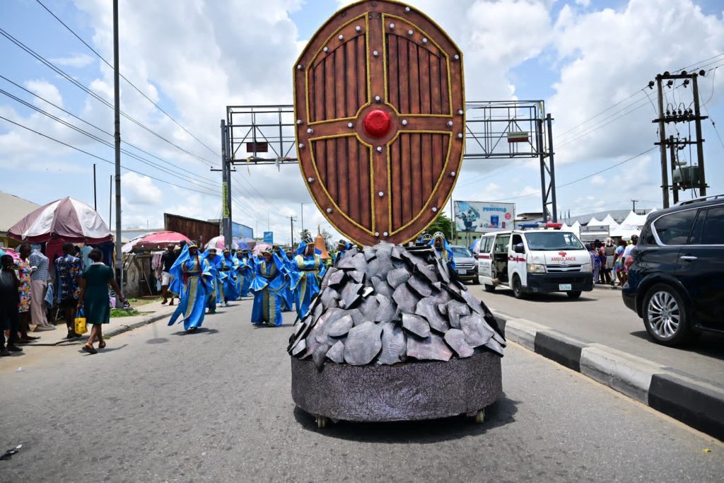 Cross River Hosts Maiden Carnival Parade of Thanksgiving and Festival of Praise (Photos)