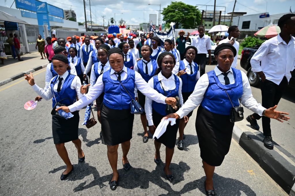 Cross River Hosts Maiden Carnival Parade of Thanksgiving and Festival of Praise (Photos)
