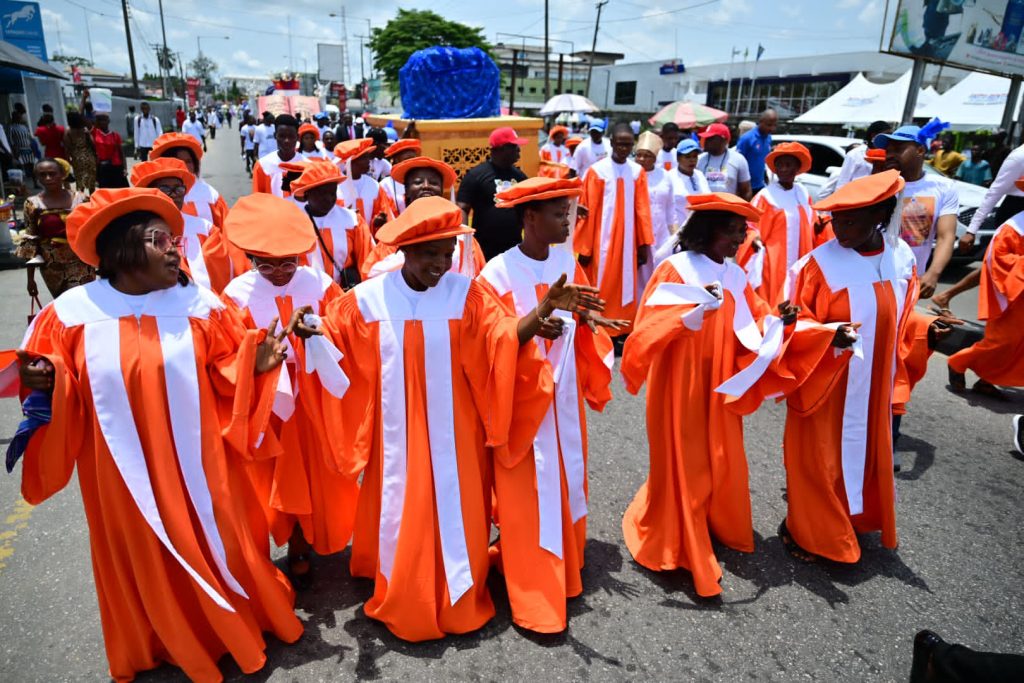 Cross River Hosts Maiden Carnival Parade of Thanksgiving and Festival of Praise (Photos)