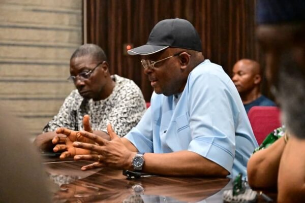 edbcab83 4029 4095 ad0c a6eea828b22d Win Anambra and Join the Centre, Gov. Otu