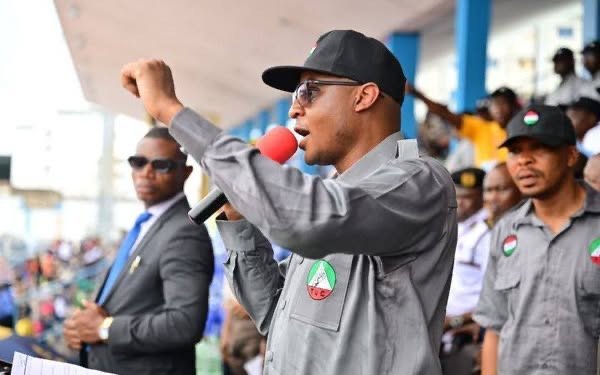 6c7f6de0 5067 42c8 811e 82065cd59850 Otu Hails Cross River Workers, Vows to Address Welfare Concerns