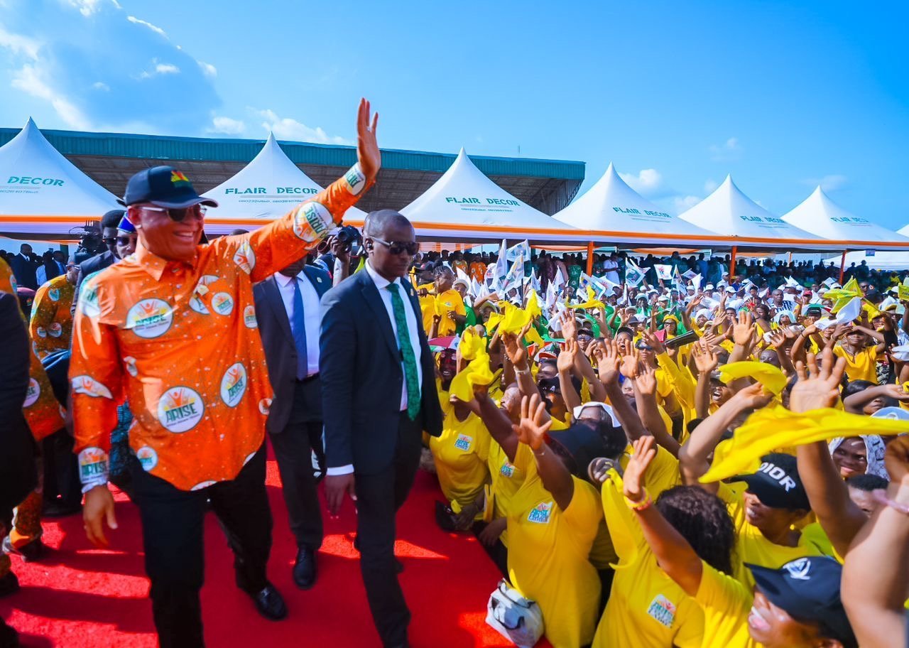 90f49860 307f 4b83 9625 926652a24475 Gov. Eno Takes Empowerment to Grassroots, Doles Out N303 Million, Others