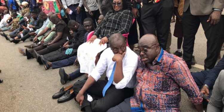 Ghana’s minority parliament protests over party chairman’s detention