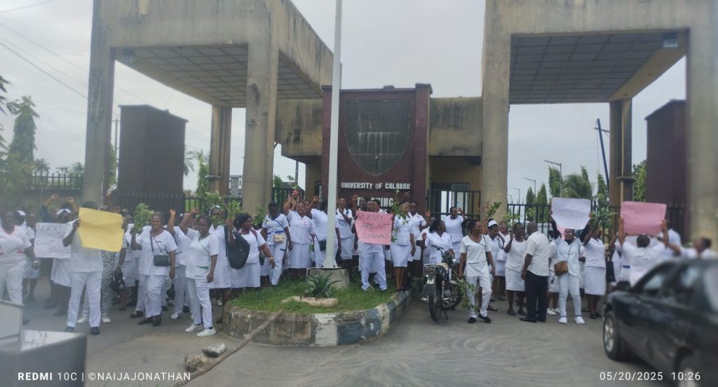 Protest forces police to release nurses arrested for treating 'stranger' in Cross River