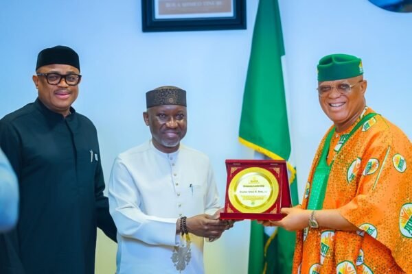 c5e504fc 1062 4d20 bd47 587f371bb743 Gov Eno Approves Office Accommodation for SEPLAT at Udom Emmanuel Towers