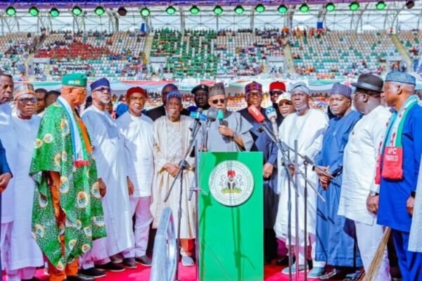 c9b43a07 d175 4574 88ac 4e668c7e0618 Uyo: President Tinubu Receives Gov. Umo Eno Into APC