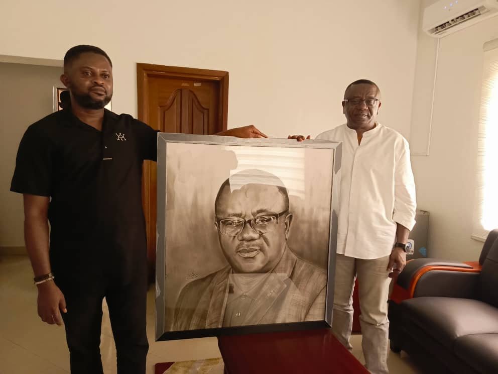 Dr Orok Duke celebrated on birthday by media team