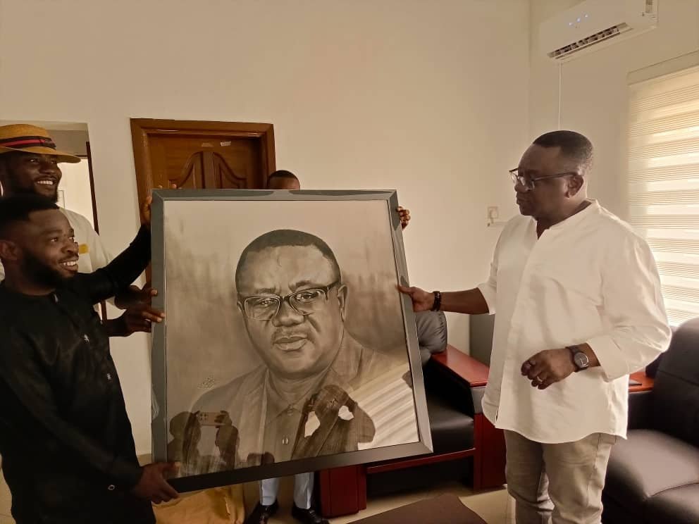 Dr Orok Duke celebrated on birthday by media team