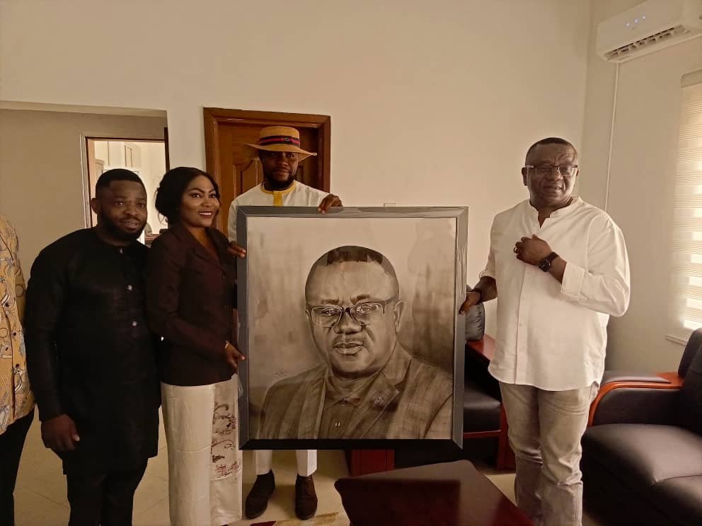 Dr Orok Duke celebrated on birthday by media team