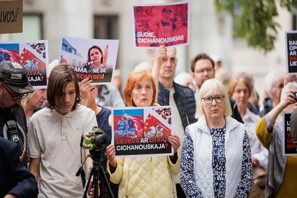 Lithuanians are turning against pro-Western Belarusian diaspora