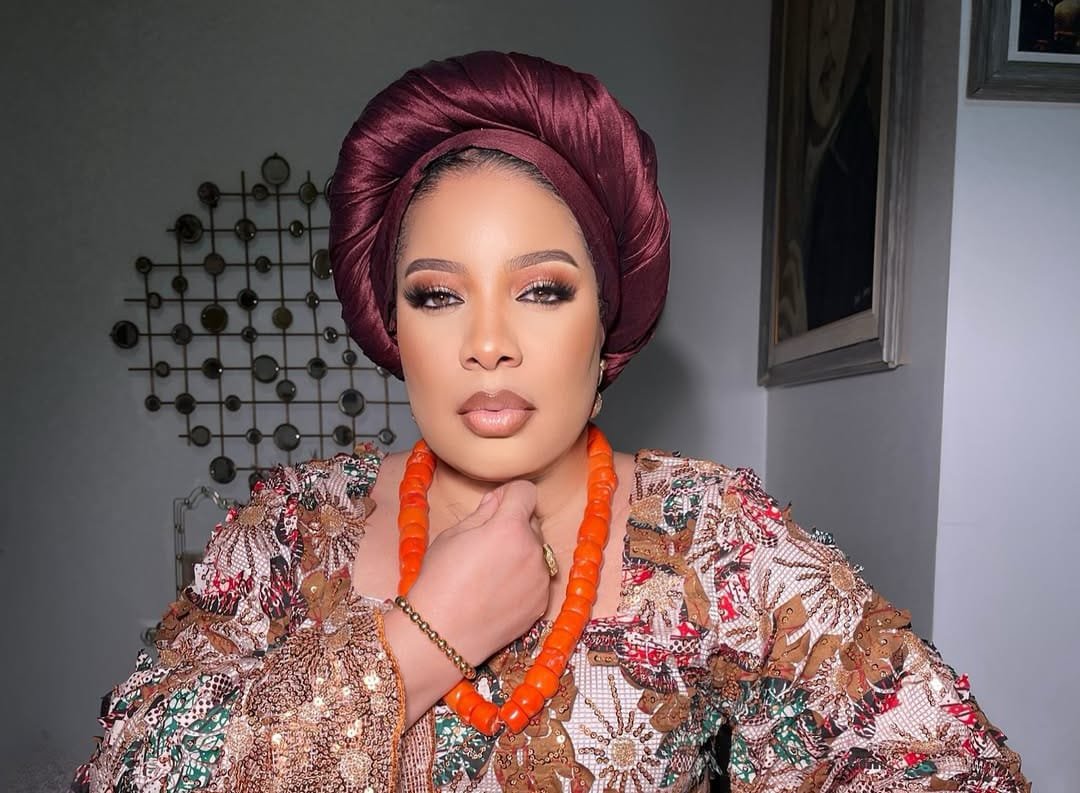 Leave me alone, Actress Monalisa Chinda fumes at organic cream vendors approaching her for ads