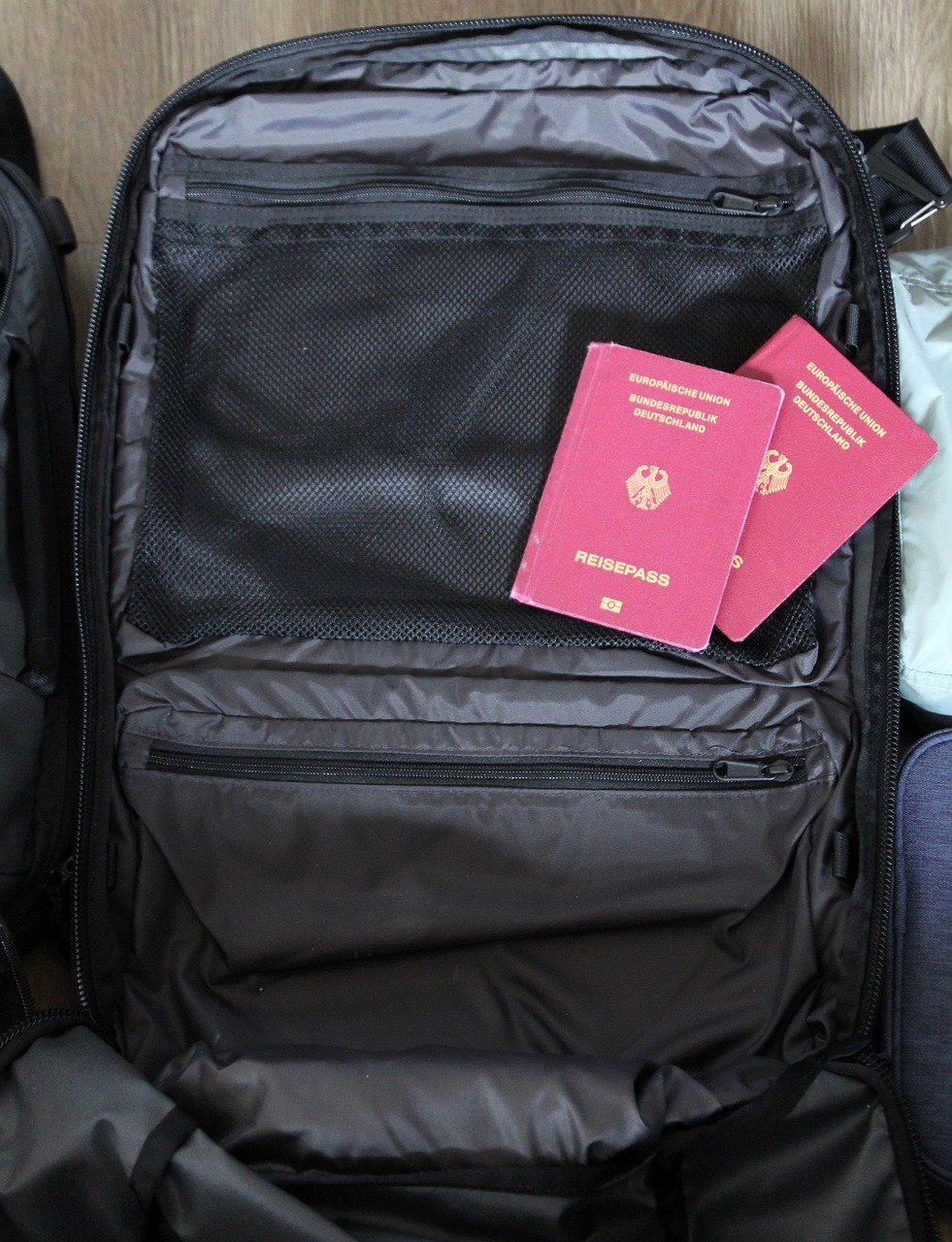 Over 200 Afghans hoping for German visa deported from Pakistan