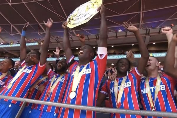 Crystal Palace defeat Liverpool to lift first-ever FA Community Shield