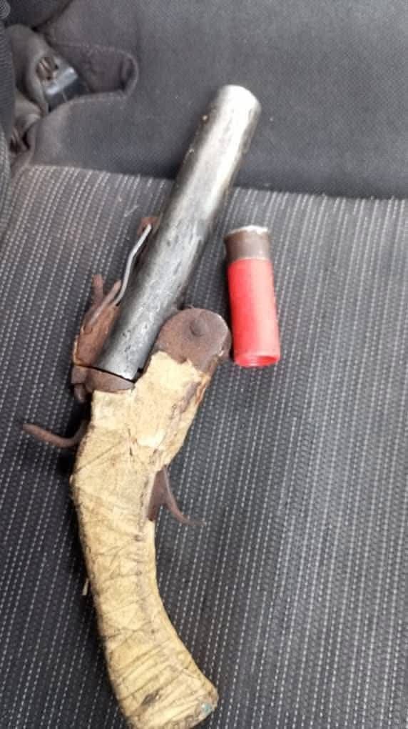 Police arrest 25-year-old armed robbery suspect in Calabar, recover firearm, drugs