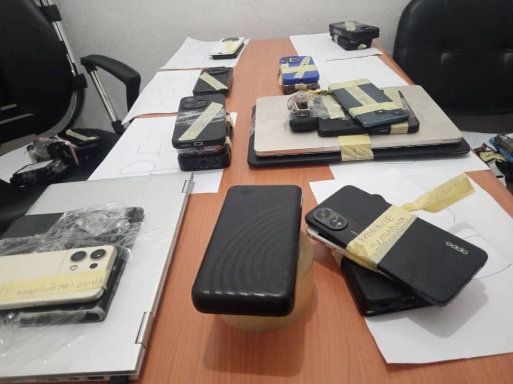 EFCC arrests 36 suspected Yahoo Boys in Port Harcourt