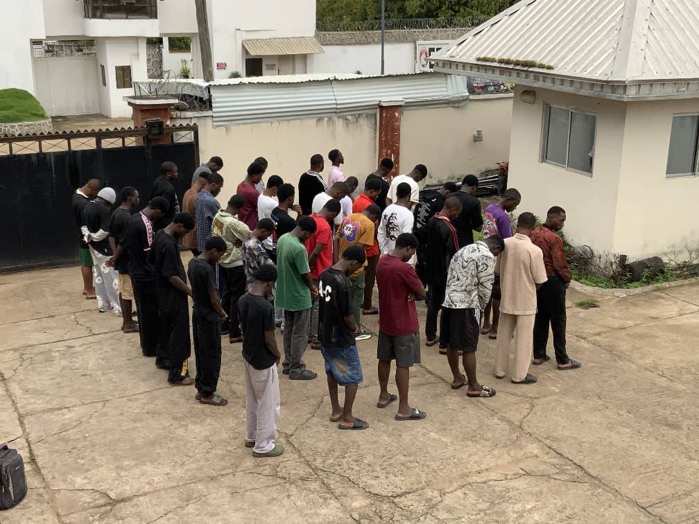 EFCC arrests 37 suspected internet fraudsters in Taraba