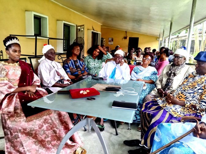 IMG 20250925 132900 131@891118922 7 Arrested in Henshaw Town Community Amidst Peace Move, Paramount Ruler Reacts