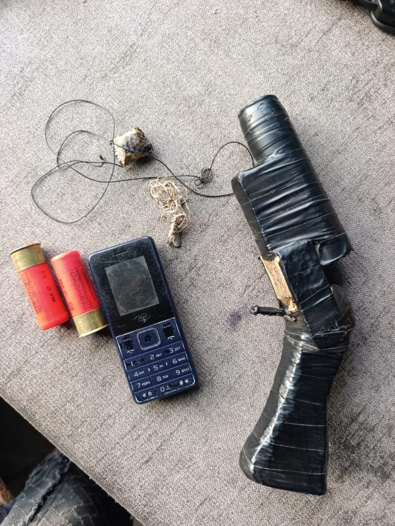 Police recover snatched vehicle, arrest suspects in Cross River