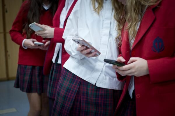 Roaming the Internet Streets: The New Global Curfew (II)