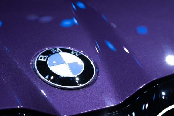 Net profit for BMW soars to €1.7 billion in third quarter