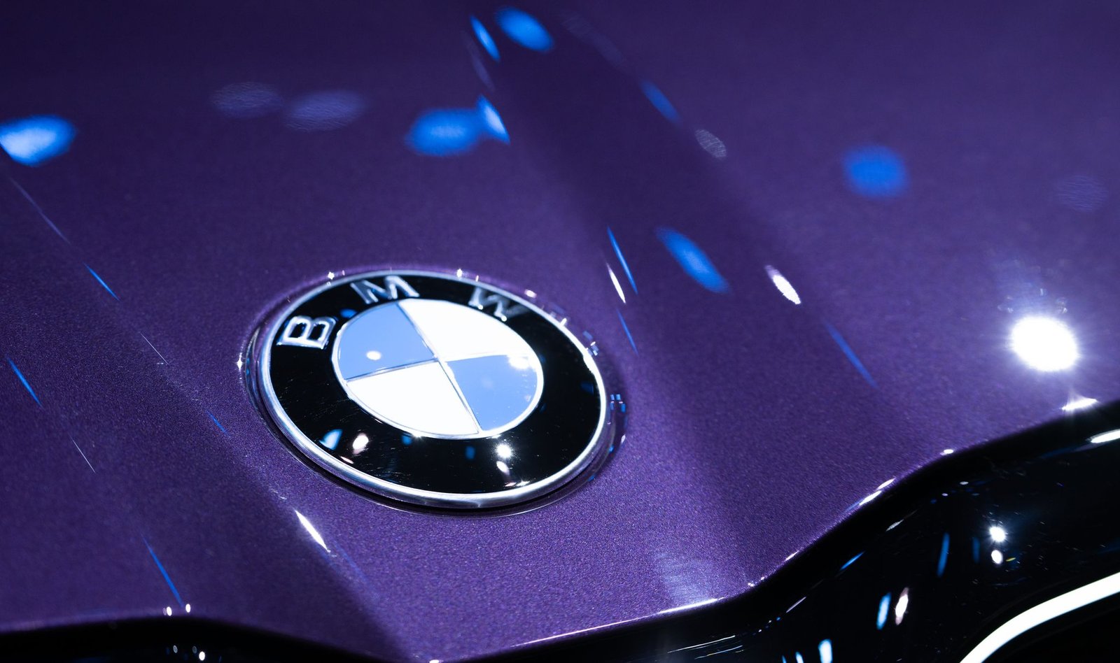 Net profit for BMW soars to €1.7 billion in third quarter