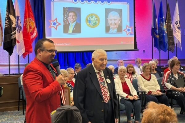 Lake Seminole Square Hosts Veterans Day Programme Highlighted by Governor’s Letter to Resident & WWII Fighter Pilot