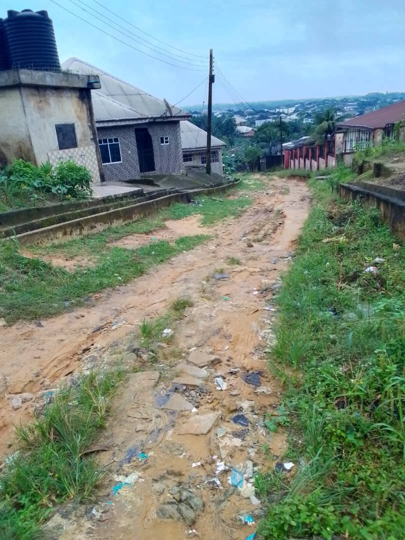 Residents urge Gov Otu, NDDC to fix deplorable Assembly of God Road in Calabar