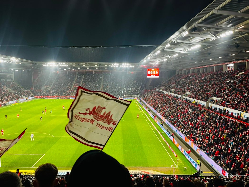 Borussia Monchengladbach Gladbach win at Mainz thanks to Da Costa's own goal