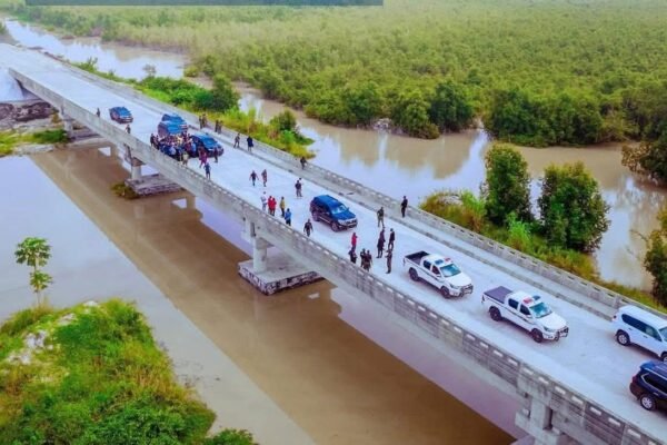 Trans Warri–Ode Itsekiri road How Delta Governor Delivers More Happiness to Itsekiri with Completion of 20.95km Trans-Warri–Ode-Itsekiri Road Featuring 15 Bridges - Ossai