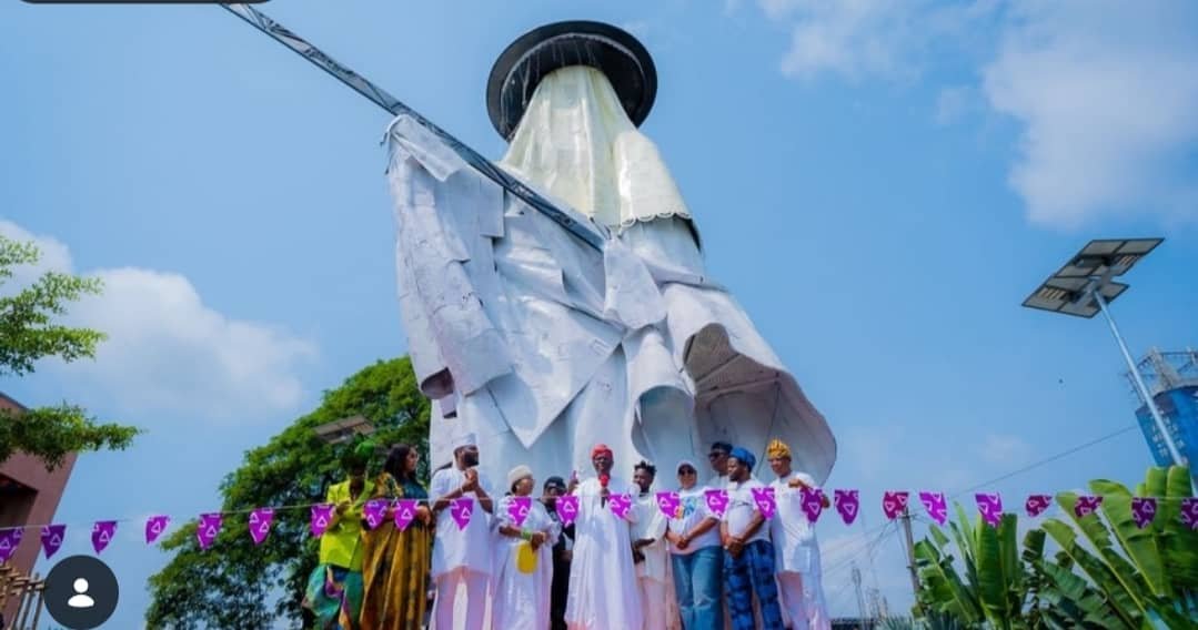 eyo monument Lagos unveils 32-foot Eyo monument
