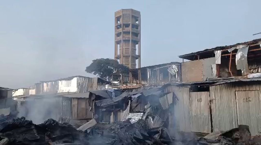 jos terminus market Fire razes over 20 shops at Terminus market