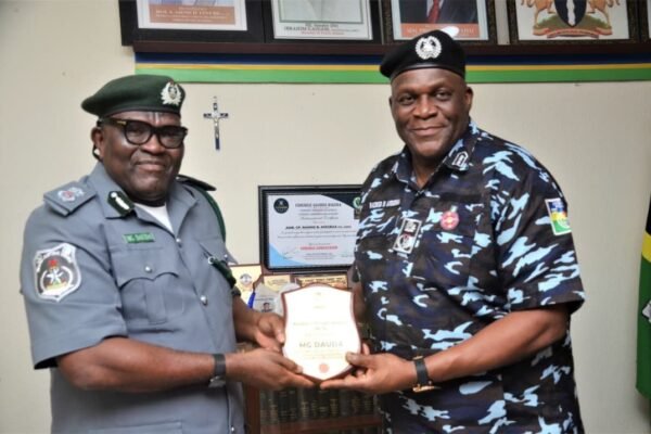 20f8cf91 3c84 4432 accb 88393d560c60 Police Reassure Customs of Cooperation to Fight Smuggling, Other Cross-Border Criminal Activities