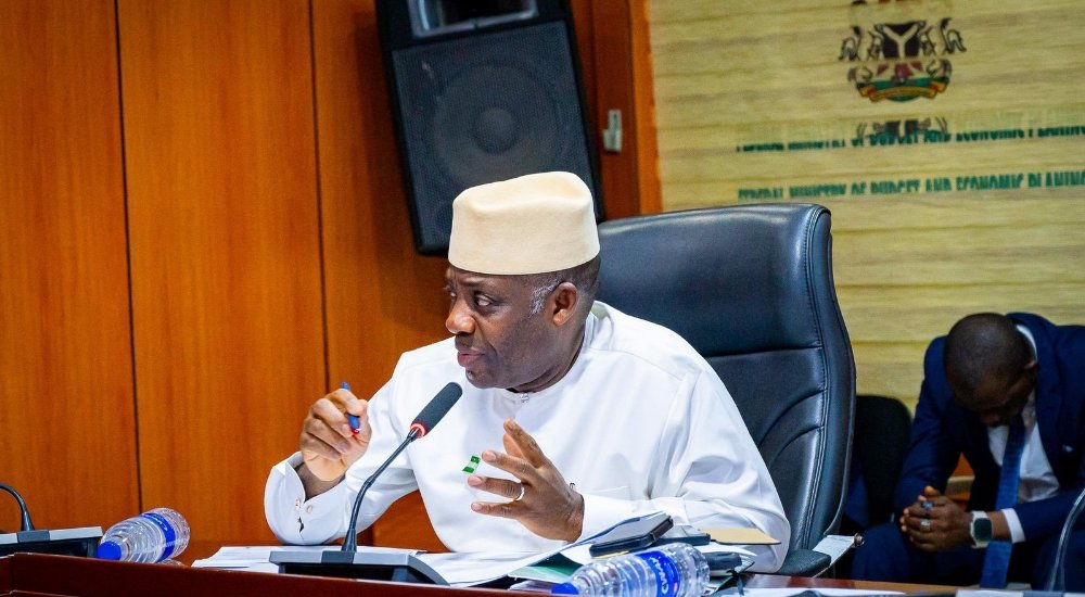 Olatunji Alausa 2 FG reintroduces reusable textbooks policy