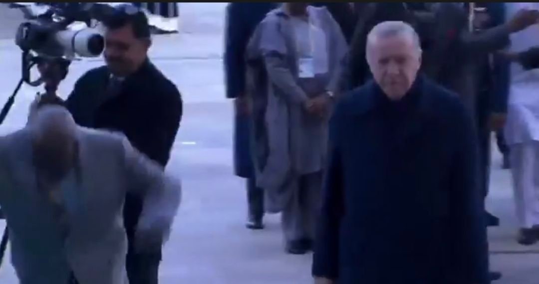 bola tinubu falls in turkey President Tinubu stumbles and falls in Turkey (VIDEO)