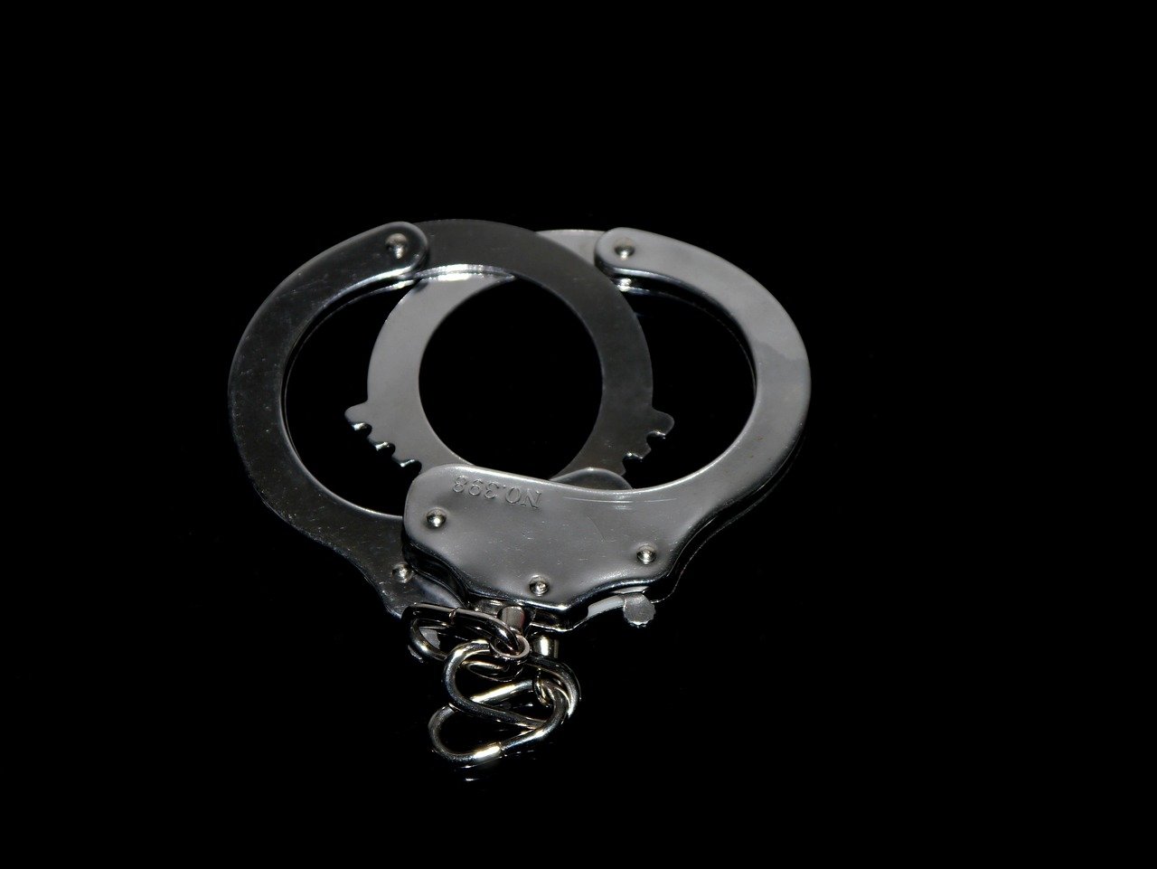 handcuff Police arrest Rizal's most wanted suspect