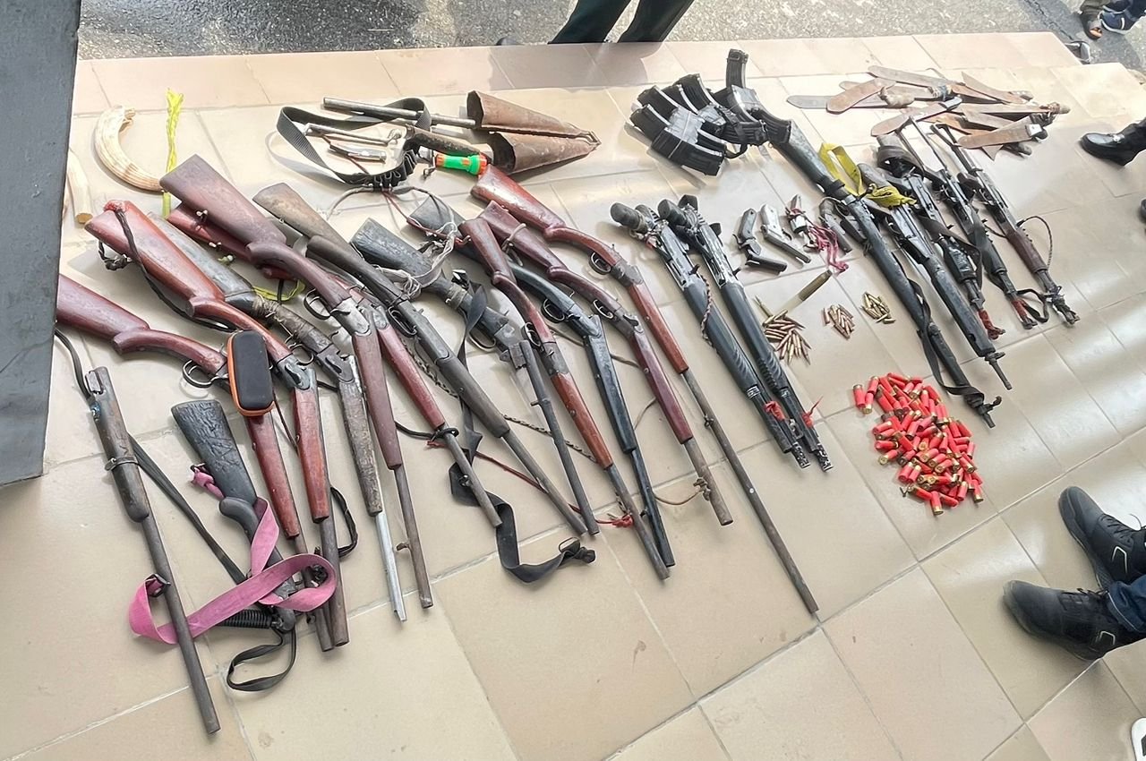 repentant militants weapons ammunitions 80 repentant militants surrender in Cross River