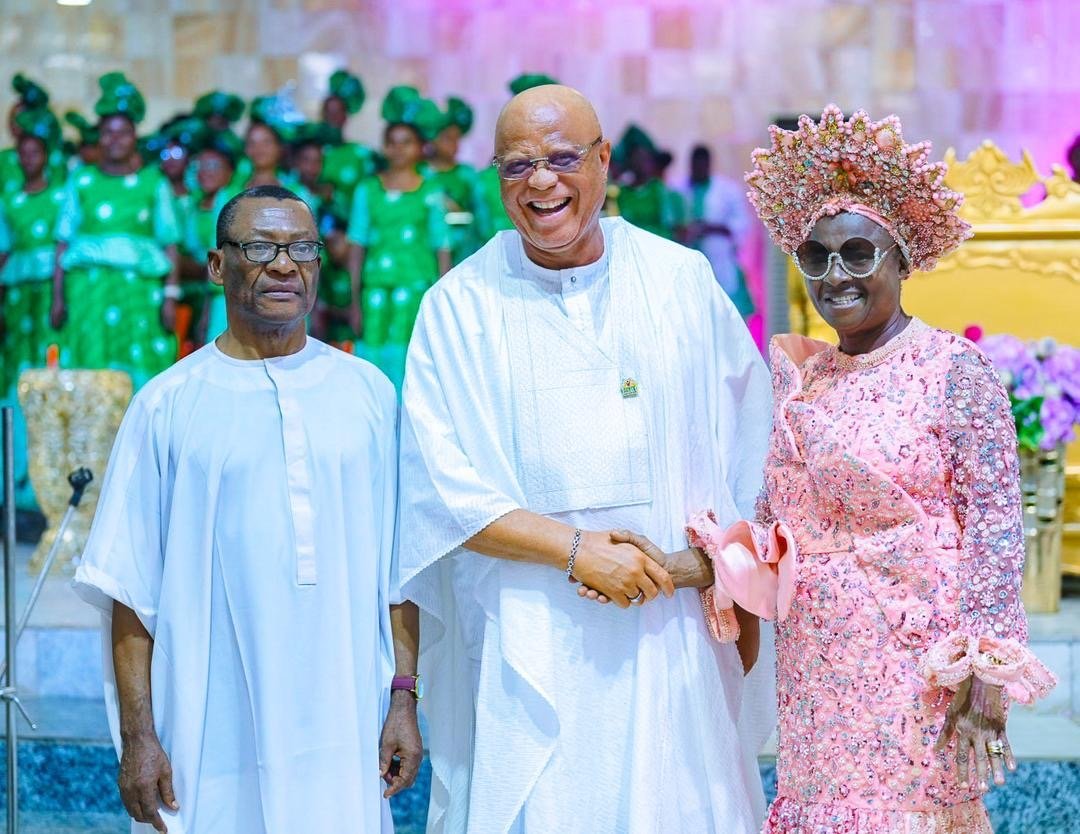 400c7045 0fd1 4647 87b7 3e877d279eb0 A'ibom, Cross River Will Remain Brothers, Gov Eno, Lauds Virtues of Helen Ukpabio