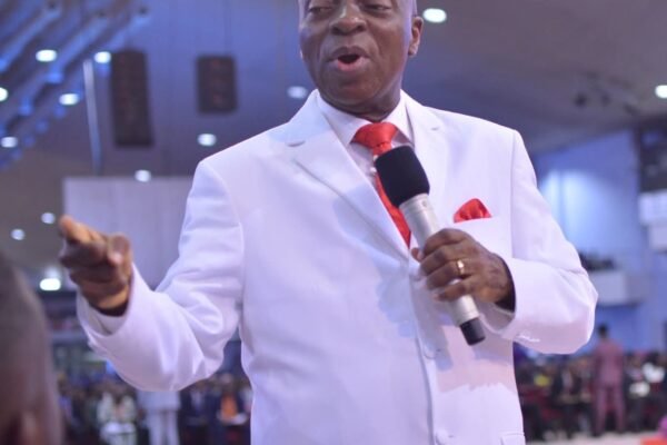 Bishop Oyedepo "If Kidnappers Pick You Up, Give Them My Number, I Am Not God Sent If They Don’t Release You" — Bishop Oyedepo