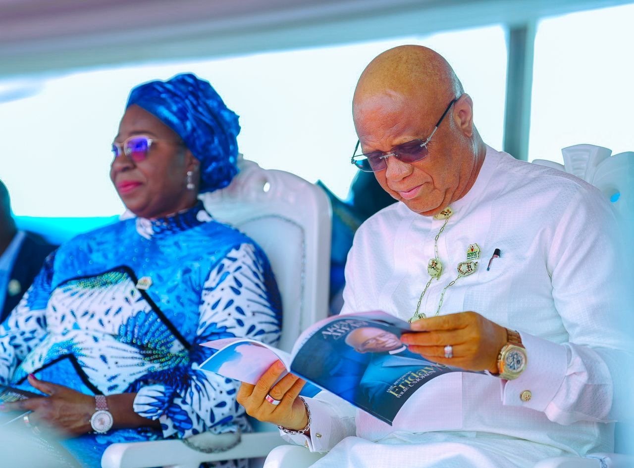 bf754fe9 c025 4771 a4bd d81fe98097ff Ex-NYSC member gets automatic employment for honouring father in C'River