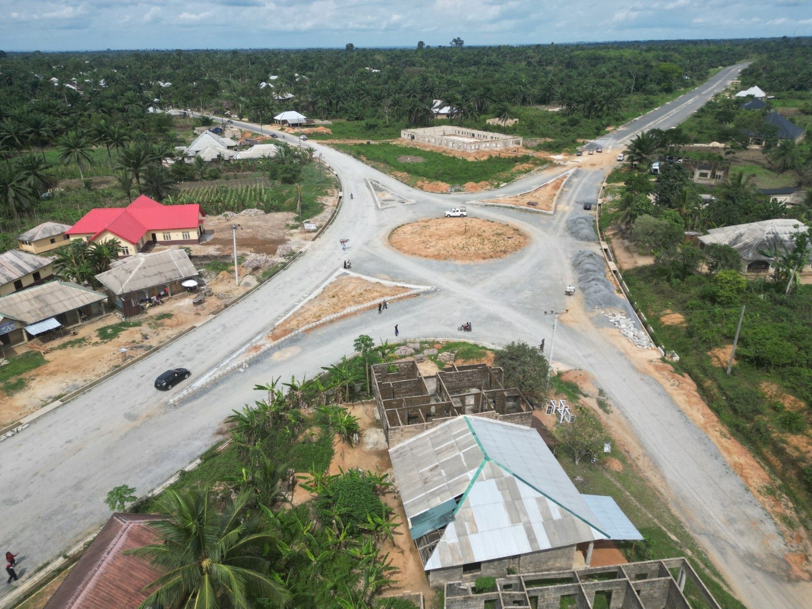 c5f4417b 0752 44b2 81c6 067590fb892c Nsit Atai, Okobo, Oron, Eket Communities, Trilled With Gov Eno’s Rural Road Revolution