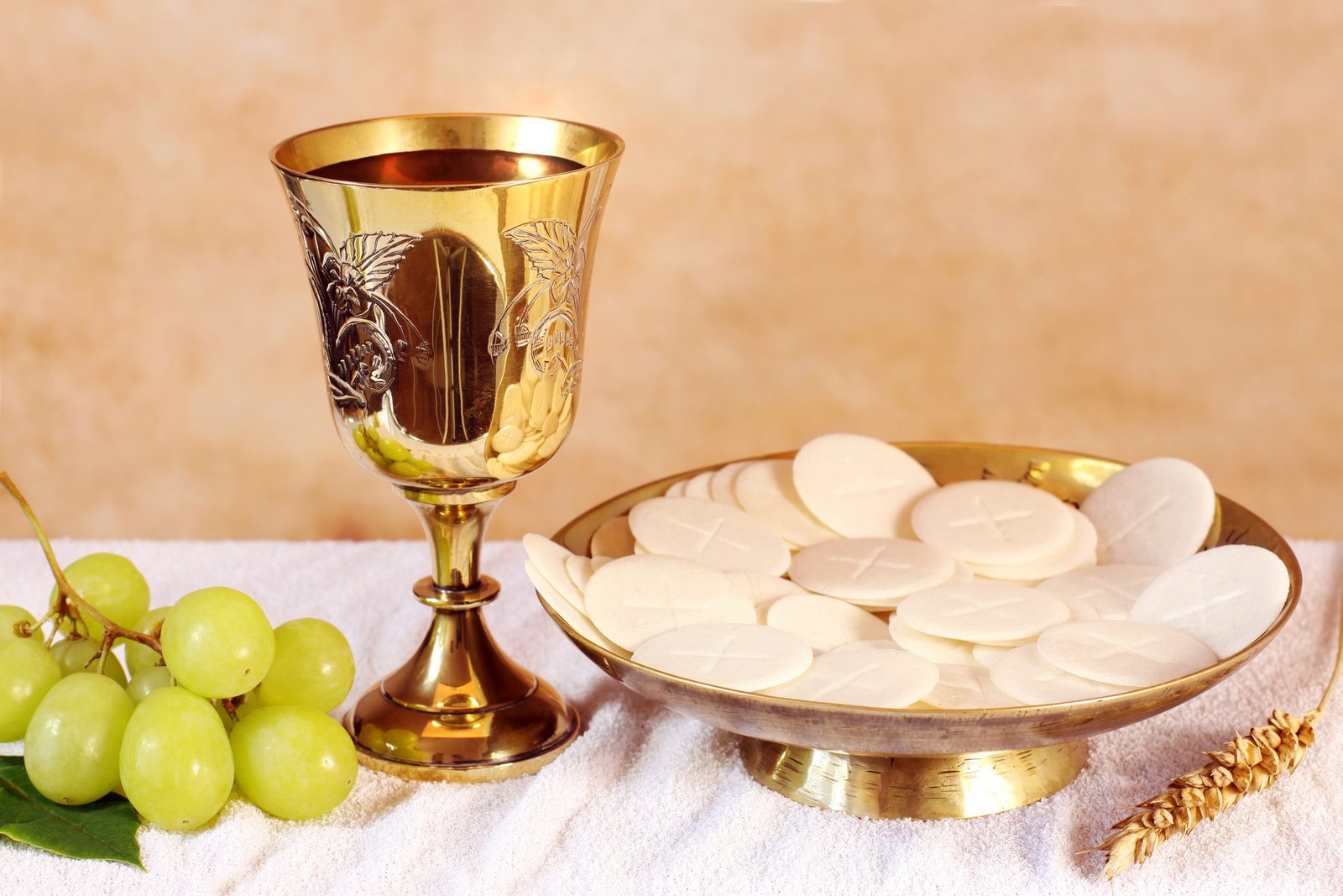 eucharist blessed sacrament Robbers Steal Holy Communion from Church
