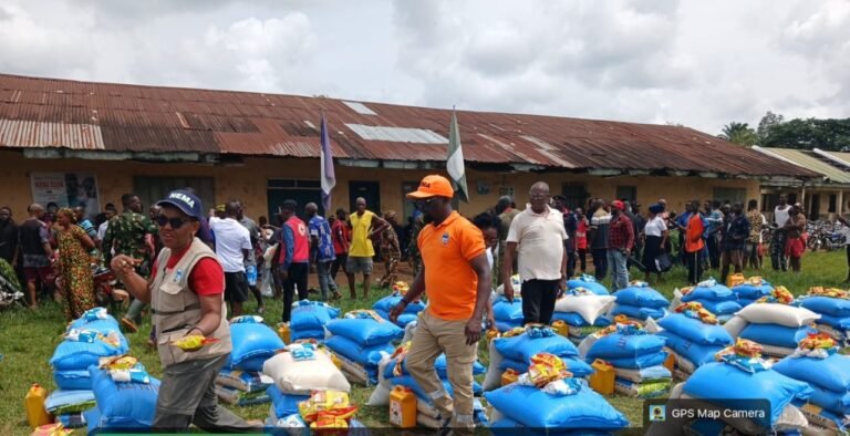 Agbokim, Karaboat Fire Victims Receive NEMA Relief
