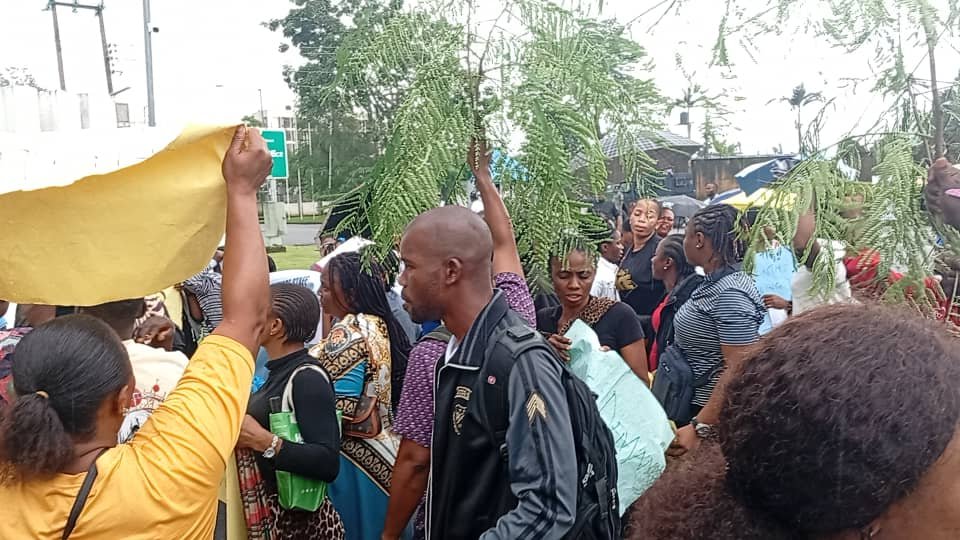 cross river local government workers protest 4 Newly recruited Cross River LG workers protest 11-month unpaid salaries
