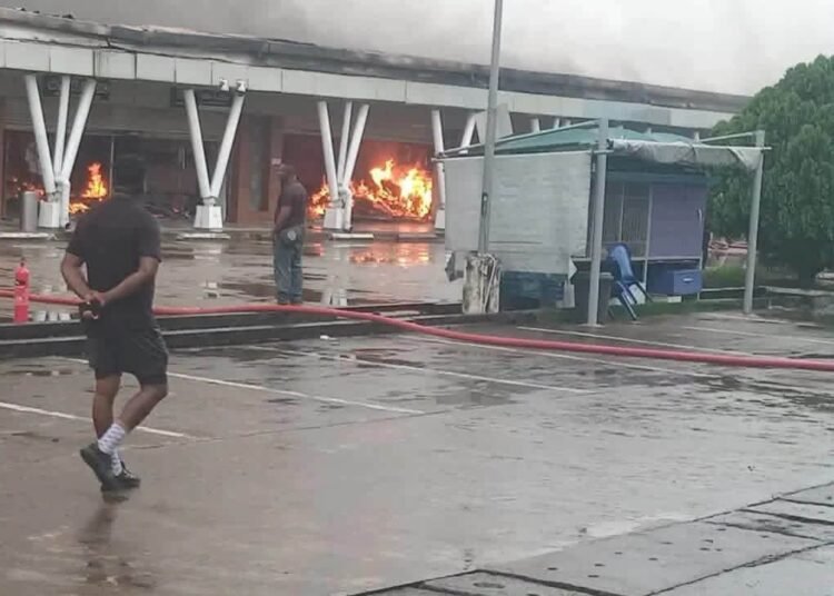 Fire razes SPAR Calabar Mall, destroys shops, goods