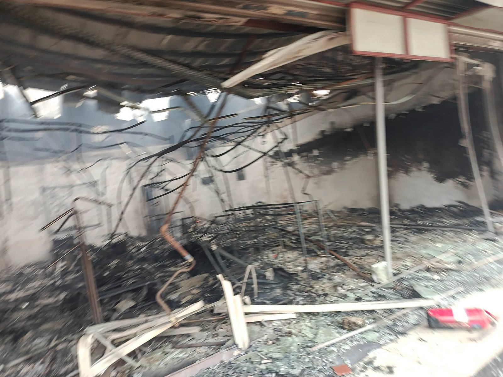 FB IMG 1787413385571 Fire razes SPAR Calabar Mall, destroys shops, goods