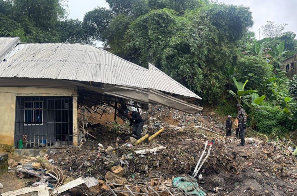 WA 1787990408435 Refuse dump collapses, kills 2 in Calabar