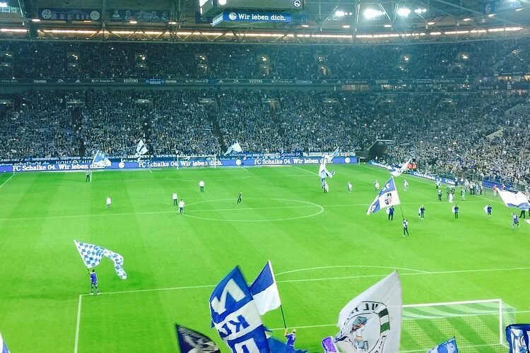LIVE STREAM: Schalke 04 vs Bayern Munich | Bundesliga